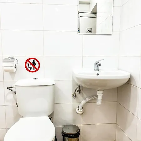 Private In Silvy's Pretty House *