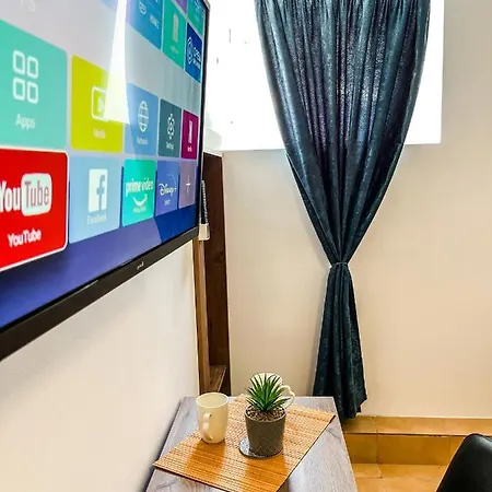 Private In Silvy's Pretty House