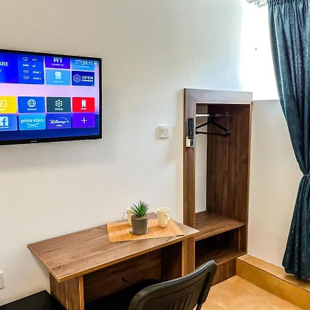 Private In Silvy's Pretty House 旅馆