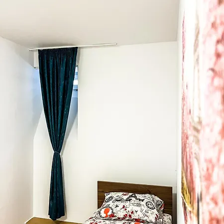 Private In Silvy's Pretty House Hostel Burgaz